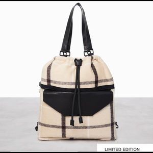 Beis Plaid Messenger Tote NWT